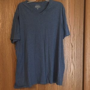 Sonoma V-neck Tee